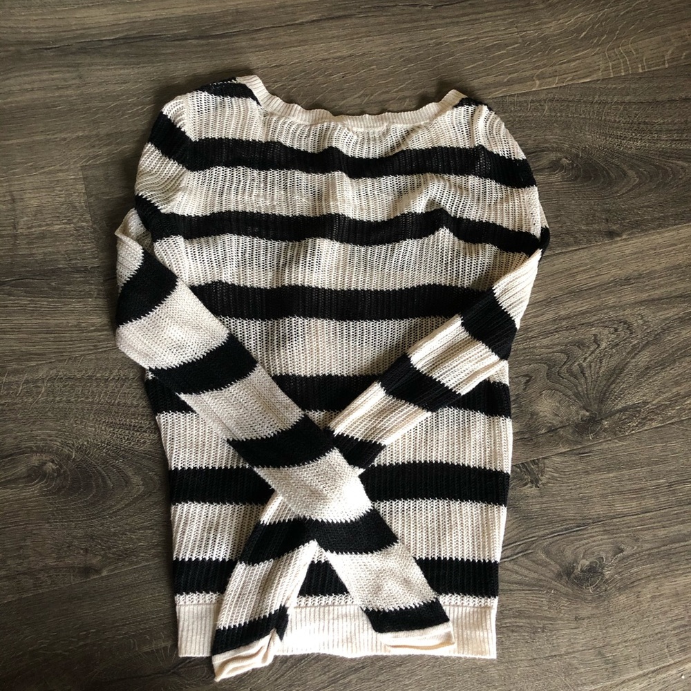 Striped Express Cardigan - Picture 5 of 5